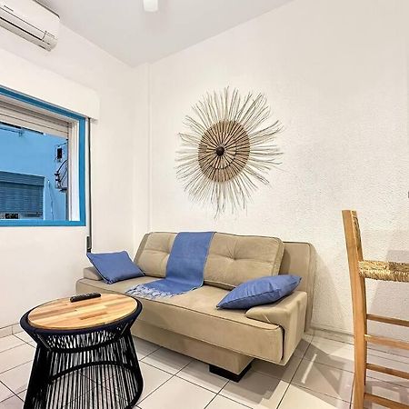 Facing The Sea Ac Basilica Embare Bars&Restaurants Apartment Santos  Exterior photo