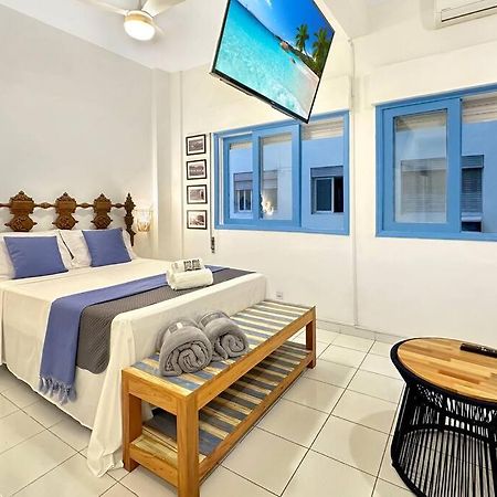 Facing The Sea Ac Basilica Embare Bars&Restaurants Apartment Santos  Exterior photo
